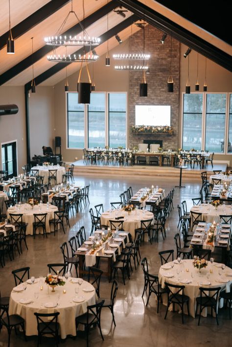 28 Gorgeous Barn Wedding Venues in Kansas City - lovelyweddingskc.com Venue Exterior Design, Modern Event Center Design, Event Center Wedding Reception, Wedding Reception Building Design, Event Venues Design, Wedding Venue Western, Wedding Venue Dance Floor, Wedding Venues Outdoor Barn, Metal Building Event Venues