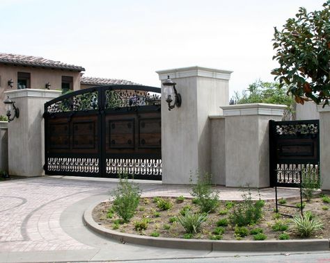 Gated Entrance, Gates Driveway, Wrought Iron Front Door, Fence Gates, Iron Front Door, Gates Design, Entrance Gates Design, Electric Gates, Front Gate