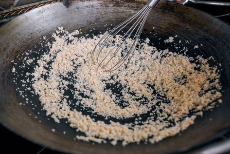 How to Toast Sesame Seeds - The Woks of Life Sesame Beef, Wok Of Life, Woks Of Life, The Woks Of Life, Chicken And Shrimp, Black Sesame Seeds, Woks, Cook Off, Toasted Sesame Seeds