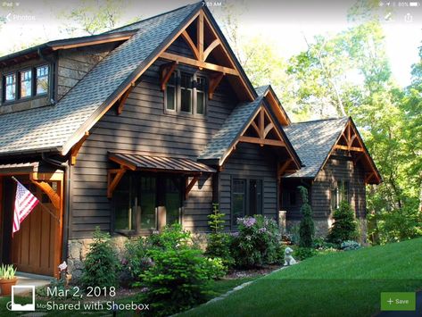 Mountain Home Exterior, Lake Houses Exterior, City Farmhouse, Gambrel Roof, Rustic Exterior, Cabin Exterior, Haus Am See, Cottage Exterior, Exterior Remodel