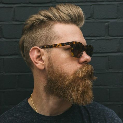 There’s more to wearing a beard style than simply picking one that you like – choosing the right beard style for any man depends on a variety of factors. Bart Styles, Ducktail Beard, Best Beard Oil, Beard Styles Short, Mens Facial, Men's Facial Hair, Best Beard Styles, Mens Facial Hair Styles, Short Beard