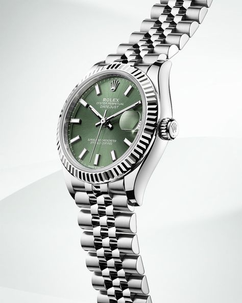 Discover the Rolex Datejust 31 Ref. 278274 | Mamić 1970 Watches Women Black, Rolex Jubilee, Rolex Bracelet, Classy Watch, Fancy Watches, Green Watch, Rolex Date, Rolex Men, Rolex Watch