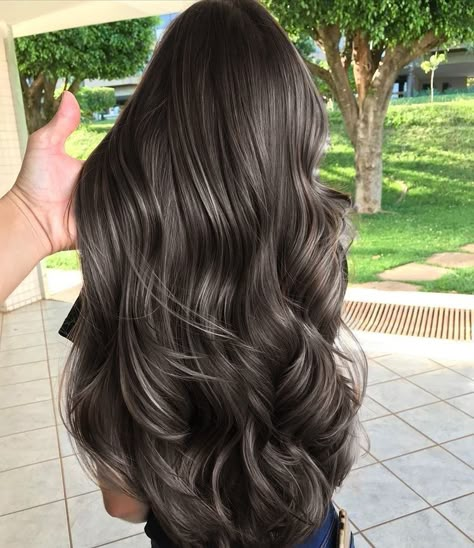 Brownish Black Hair, Bday Hair, Hair 2025, Hair Colour Inspo, Brunette Hair With Highlights, Color Balayage, Black Hair With Highlights, Hair Dyes, Brown Hair Balayage