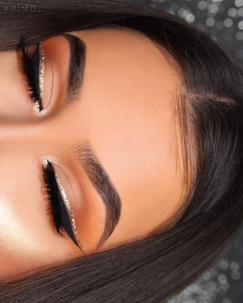 ♡ @Ｃｈｏｃｏｌａｔｅｂｅｓｏ ♡ Double Eyeliner, Make Up Inspiration, Makijaż Smokey Eye, Makeup Eye Looks, Makeup Tricks, Make Up Looks, Makeup Goals, Prom Makeup, Gorgeous Makeup