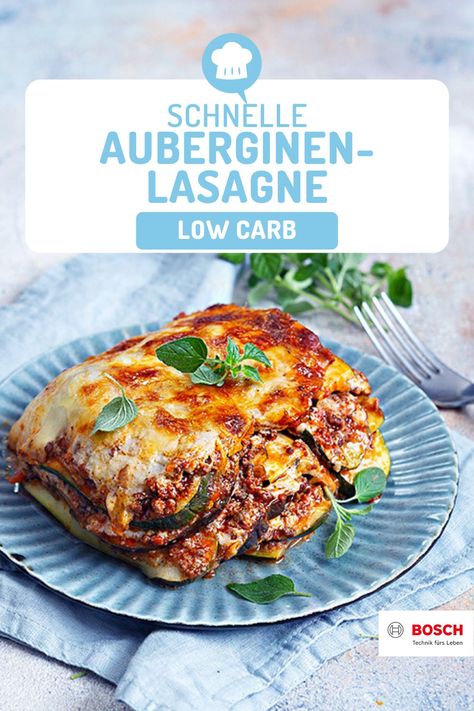 Lust auf Low-Carb-Soulfood? Dann ist diese Auberginen-Lasagne für dich – mit Hackfleisch, Tomaten, Sour Cream und Crème fraîche. Hier gibt's das Rezept. Low Carb Lasagne, Jam Jam, Low Carb Pizza, Pizza Pasta, Salmon Burgers, Ricotta, Sour Cream, Brownies, Meal Prep