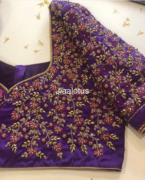 Maggam Work For Bridal Blouses, Floral Work Blouse, Maggam Blouse, Blouse Works, Aari Design, Latest Bridal Blouse Designs, Latest Blouse Designs Pattern, Maggam Work Designs, Traditional Blouse Designs