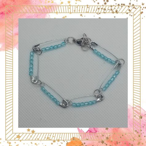 Light Blue Safety Pin Bracelet . . #diybracelets #safetypinbracelet #beadmania #braceletsmania Safety Pin Bracelet, Pin Bracelet, Safety Pin, Diy Bracelets, Light Blue, Bracelet, Beads, Blue