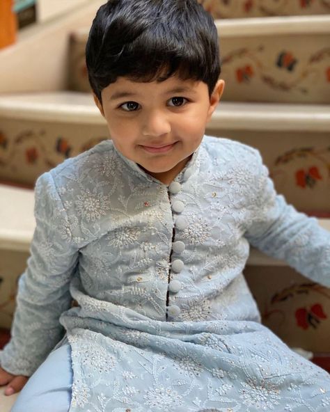 Boys Diwali Outfit, Kids Wedding Outfits Boys Indian, Boys Kurta Design Kids Indian, Baby Boy Kurta Design Kids, Baby Boy Traditional Clothes Indian, Kids Boys Fashion Party Wear, Boys Kurta Design Kids, Boys Ethnic Wear Indian Kid, Kids Kurta Design