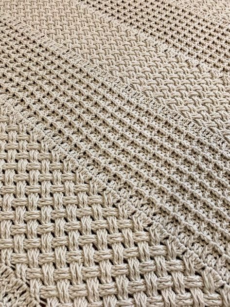 Marks In The Snow Throw – Exquisite Crochet UK Baby Blanket Free Pattern, Crochet Throw Pattern, Crochet Baby Blanket Free Pattern, Tunisian Crochet Patterns, Cozy Crochet Patterns, Crochet Afgans, Crochet Blanket Designs, Crochet Blanket Afghan, Crochet Throw Blanket