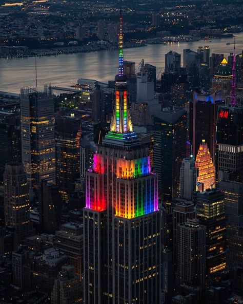 Nyc Pride, Rainbow Lights, Gay Best Friend, All For Love, Pride Week, Chelsea Market, Rainbow Light, New York Art, City Wallpaper