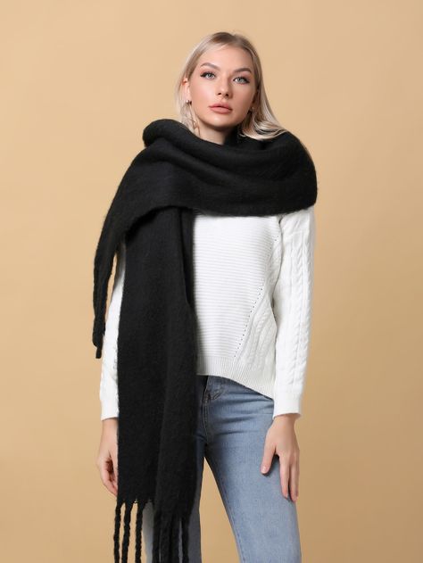 Black Casual Collar  Fabric Plain Scarf Embellished   Women Accessories Black Winter Scarf, Cute Comfy Fall Outfits, Mens Fall Outfits, How To Wear A Blanket Scarf, Dove Deodorant, Classy Fall Outfits, Comfy Fall Outfits, Plain Scarves, Spring Outfits Men