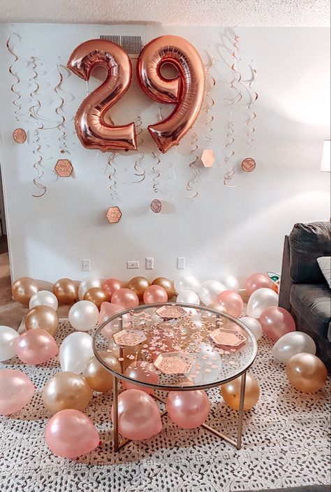 29th Birthday Celebration. Mini Decorations Birthday, 29th Birthday Balloons, 29th Birthday Wallpaper, Birthday 29 Years Pictures, Birthday Party 29 Women, 29 Theme Birthday, Birthday Celebration Photos, 29 Birthday Decorations, 26th Birthday Decor