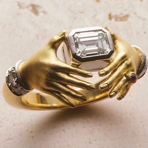 Anthony Lent on Instagram: “Will you...? . . . #luxurywithaface #anthonylent #finejewelry” Anthony Lent, Luxe Jewelry, Bespoke Engagement Ring, Dope Jewelry, Alternative Engagement Rings, Create Something, Engagement Ring Cuts, Put A Ring On It, Pretty Rings