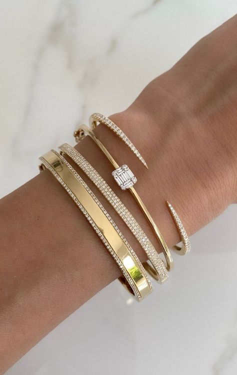 Jewellery Stack, Simple Gold Bangle, Arm Stack, Shiny Bracelets, Gold Bracelets Stacked, Wrist Jewelry, Luxe Jewelry, Classic Bracelets, Bracelets Gold Diamond