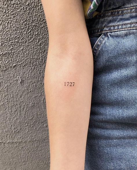 27 Tattoo, Number Tattoo Fonts, Date Tattoos, Tattoo Schrift, Number Tattoos, Парные Тату, Tattoo Font, Dainty Tattoos, Subtle Tattoos