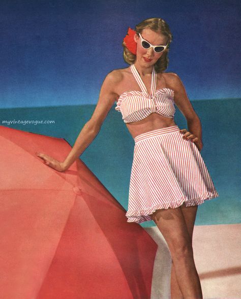 Beautiful Women's Swimwear Fashion in the 1950's ~ vintage everyday 40s Mode, Playsuit Pattern, Fashion 1940s, Vintage Bathing Suits, Vintage Swim, Retro Swimsuit, Vintage Swimwear, 1950s Style, Vintage Swimsuits