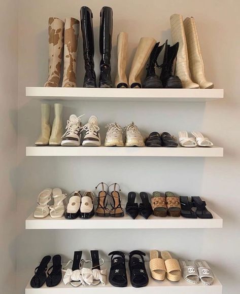 Emma Rose, Crazy Shoes, Bedroom Inspo, My New Room, Cheap Home Decor, House Inspo, New Room, Dream Room, Women Style