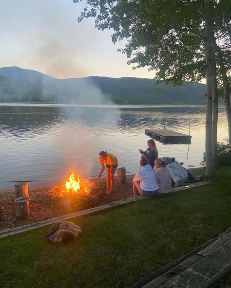 Lake Mom Aesthetic, Summer Midwest Aesthetic, Summer In Minnesota, Cabin Aesthetic Summer, Messy Summer Aesthetic, Vermont Summer Aesthetic, Summer Aesthetic Midwest, Vermont Aesthetic Summer, Canadian Summer Aesthetic