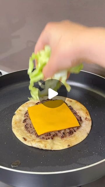 Sharing Delicious Food on Instagram: "A sophisticated Big Mac Taco 🌮 by • @busezeynep

#taco #bigmac #tortilla" Big Mac Tortillas, Tortilla Big Mac, Big Mac Tortilla, Giant Taco, Big Mac Tacos, Big Mac, Delicious Food, Instagram A, Tacos