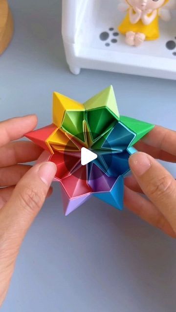 Crafts Homemade, Paper Folding Crafts, Origami Videos, Kids Origami, Paper Craft Videos, Folding Origami, Homemade Art, Paper Craft Ideas, Easy Paper Crafts Diy