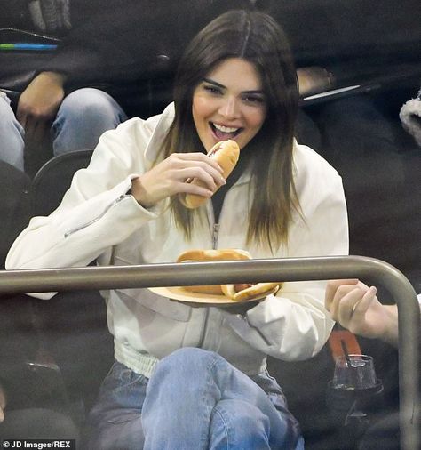 Kendall Jenner Icons, Jodelle Ferland, Robert Kardashian Jr, Aly Michalka, Daniella Monet, Shenae Grimes, Indiana Evans, Rangers Hockey, Robert Kardashian