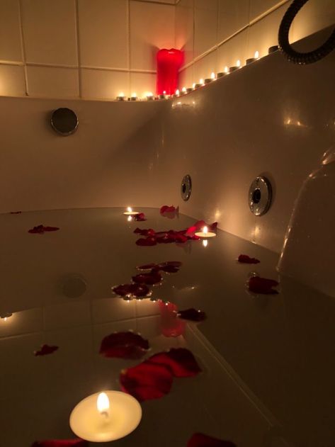 Bath With Roses Aesthetic, Rose Petal Bath Aesthetic, Bathtub With Rose Petals, Candles In Bathroom Aesthetic, Self Care Red Aesthetic, Bathtub With Roses And Candles, Red Clean Aesthetic, Rose Petals Bath, Romantic Bath Aesthetic