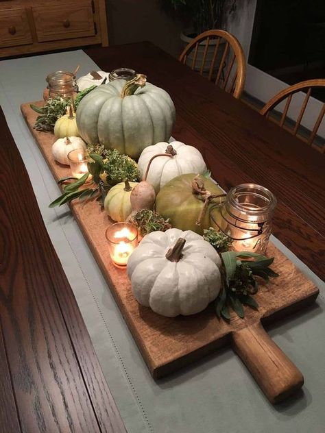 Stunning fall table decor ideas for entertaining Autumn Buffet, Festive Kitchen, Hosting Friendsgiving, Jars Kitchen, Fall Table Centerpieces, Dekor Diy, Fall Thanksgiving Decor, Fall Deco, Pumpkin Centerpieces