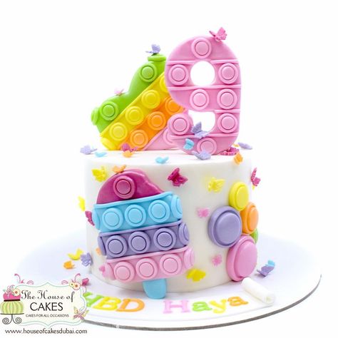 Pop it fidget theme cake in Dubai - by The House of Cakes Dubai. For best cakes in Dubai contact us at The House of Cakes. Fidget Cake, Famous Cakes, Mary Cake, Prince Cake, Dessert Soap, Bday Party Kids, Candy Birthday Cakes, Pop It Fidget, Themed Birthday Cakes