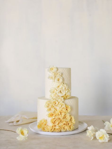 Pastel Yellow Bridesmaid Dresses, July Wedding Colors, Yellow Wedding Cake, Floral Wedding Cakes, Cake Trends, Cake Tasting, Martha Stewart Weddings, Yellow Wedding, Honeycomb Pattern