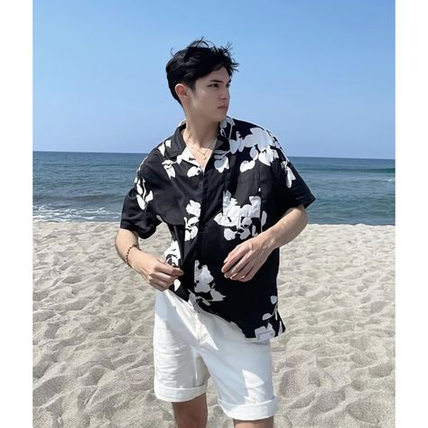 Goa Shirts For Men, Beach Ootd Men Summer Outfits, Beach Polo Outfit For Men, Summer Outfits Men Beach Aesthetic, Male Beach Outfit Aesthetic, Korean Summer Outfits Men Beach, Outfit Pantai Cowok, Korean Beach Outfit Men, Beach Ootd Men