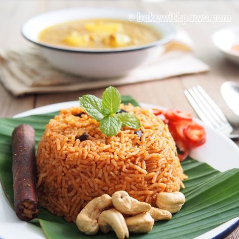 Tomato Rice (Nasi Tomato) Nonya Recipes, Nasi Tomato, Malay Cuisine, Malaysian Curry, Curry Puffs, Tomato Tomato, Masakan Malaysia, Ig Food, Kari Ayam