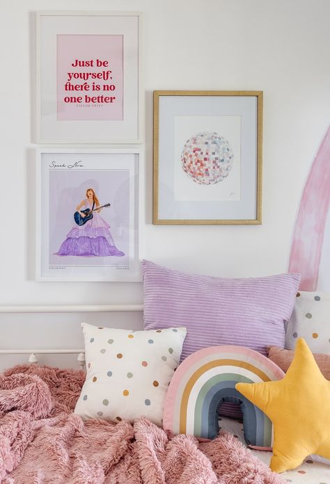 Rainbow Taylor Swift Bedroom - The Lilypad Cottage Girls Taylor Swift Bedroom, Taylor Swift Inspired Bedroom Decor, Taylor Swift Dorm Decor, Swiftie Bedroom Ideas, Girls Rainbow Bedroom Ideas, Taylor Swift Inspired Bedroom, Rainbow Taylor Swift, Taylor Swift Themed Bedroom, Taylor Swift Room Decor Ideas