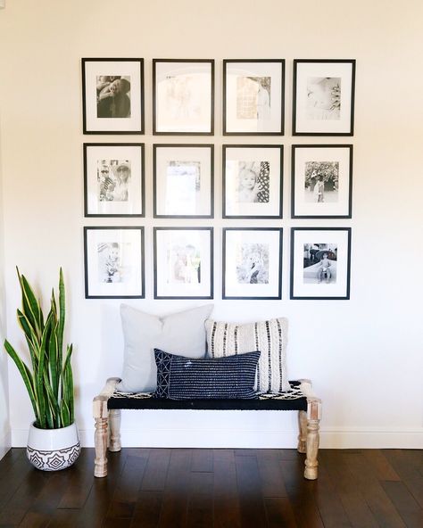 Gallery wall, modern boho decor, bench vignette, Kaila walls Modern Foyer, Chic Living Room Decor, Boho Chic Living Room, Modern Boho Decor, Modern Gallery Wall, Gallery Wall Decor, Chic Living Room, Boho Dekor, New Wall