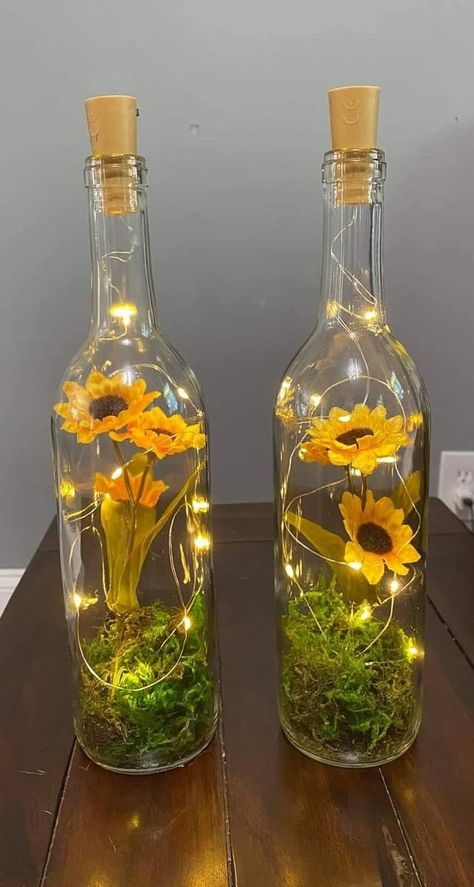 Bottle Diy Crafts, Sunflower Centerpieces, Bottle Centerpieces, Flower Bottle, Glass Bottle Diy, Diy Glass Bottle Crafts, Wine Bottle Diy Crafts, Bottle Diy, Ideas For Easter Decorations