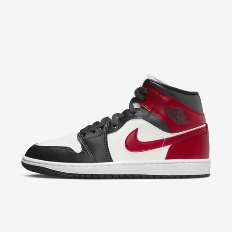 The Air Jordan 1 Mid brings full-court style and premium comfort to an iconic look. Its Air-Sole unit cushions play on the hardwood, while the padded collar gives you a supportive feel. Red Birkenstock, Jordan 1 Mid Women, Jordan 1 Shadow, Jumpman Two Trey, Jordan Wmns, Jordan 1 Mids, Jordan 1 Mid Black, Air Jordan 1 Mid Black, Purple Toes