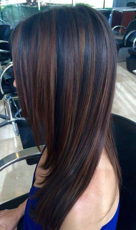 Elegant Brunette, Rambut Brunette, Winter Hair Color Ideas, Brunette Hairstyles, Kadeřnické Trendy, Brunette Hair With Highlights, Fall Hair Color For Brunettes, Dark Hair With Highlights, Vlasové Trendy