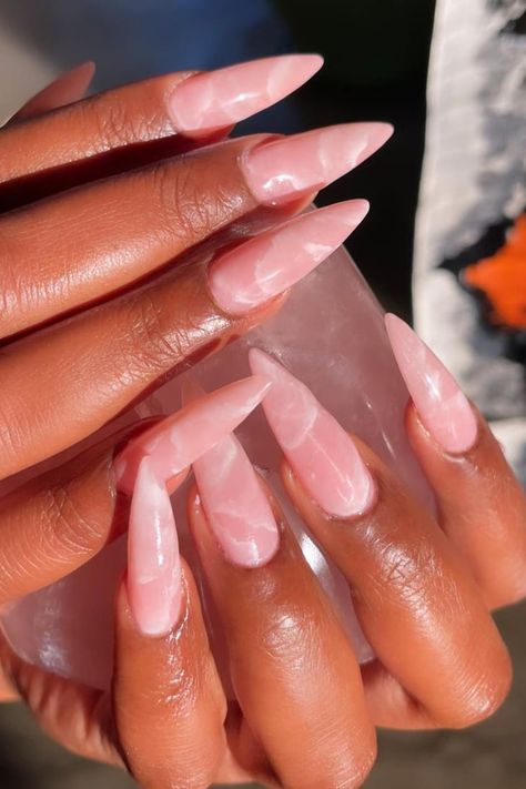 See Pictures of Lizzo's Pink Marble Nail Art Lizzo Nails, Identity Change, Celeb Nails, Pointed Nail Designs, Pink Marble Nails, Rose Quartz Nails, Quartz Nails, Digital Wardrobe, Pointy Nails