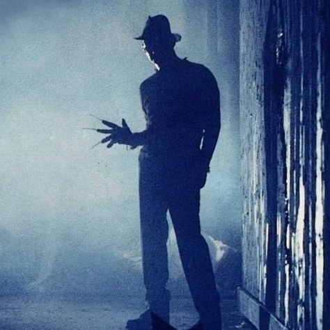 Don't sleep on the opportunity to join us this evening watch A Nightmare on Elm Street @ 5p! ⁠ FREE ADMISSION⁠ ⁠ #thingstodoincincinnati #free #film #nightmareonelmstreet #freddykrueger Horror Movies Costumes, Elm Street Tattoo, 90s Horror Movies, Horror Movie Costumes, 90s Horror, Room At Night, Horror Photos, Wes Craven, Motel Room