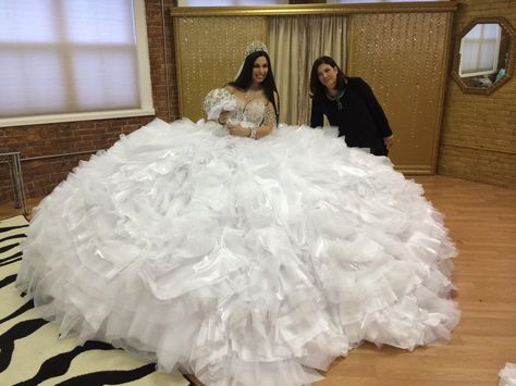 Gypsy Wedding Dress Designer Sondra Celli Wedding Dress Big, Sondra Celli, Pearl Ribbon, Big Wedding Dresses, Pronovias Wedding Dress, Shoes Bride, Elegant Ball Gowns, Ribbon Wedding, Sweetheart Wedding Dress