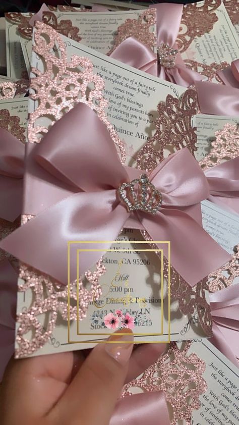 15 Party Ideas Quinceanera, Quince Theme Ideas, Pink Quince Theme, Rose Gold Quince, Rose Gold Quinceanera, Sweet 15 Party Ideas Quinceanera, Quince Themes, Sweet 15 Party Ideas, Sweet 16 Party Decorations