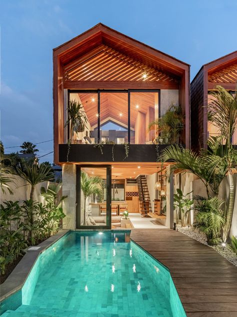 House Bali Style, Canggu Beach, Philippine Houses, Open Bathroom, Natural Stone Wall, Bright Living Room, Bali Fashion, Luxury Loft, Polished Concrete