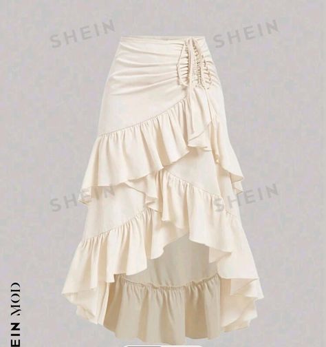 Milkmaid Outfit, Cute Edgy Outfits, Midi Skirt Casual, Bohemian Party, Boho Skirt, Tiered Ruffle Skirt, Skirt Summer, Stylish Party Dresses, Old Money Style