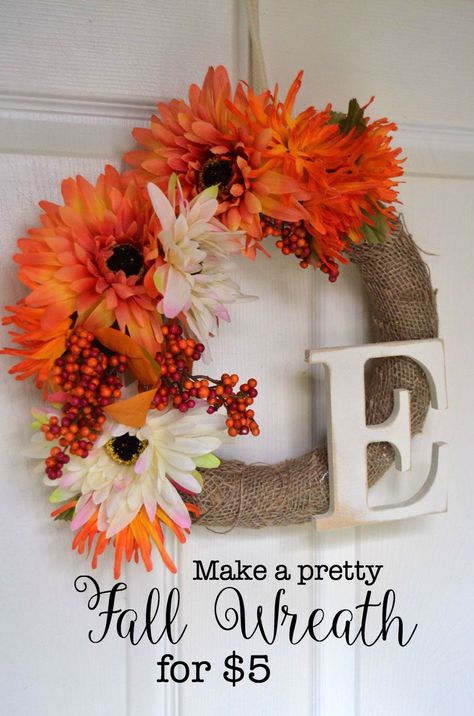 See how to make this Fall Wreath for $5! A fun and easy DIY. Diy Fall Wreaths, Wreath With Burlap, Easy Fall Wreaths, Easy Diy Wreaths, Easy Fall Decor, Handcrafted Knife, Outfit 2020, Diy Fall Wreath, Fall Deco