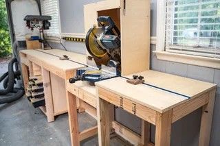 Miter Station, Mitre Saw Station, Miter Saw Table, Garage Atelier, Workbench Plans Diy, Woodworking Shop Layout, Diy Workbench, Garage Work Bench, Workbench Plans