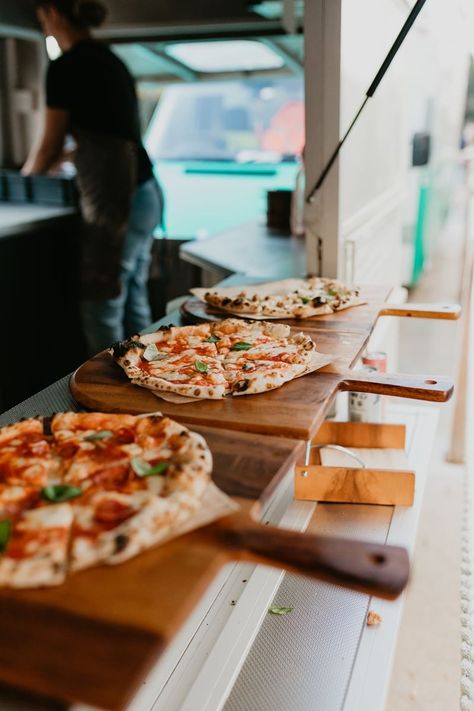 Pizza Farm, Pizza Station, Quince Planning, Woodfired Pizza, Pizza Vans, Concept Restaurant, Pizza Catering, Pizza Food Truck, Authentic Italian Pizza