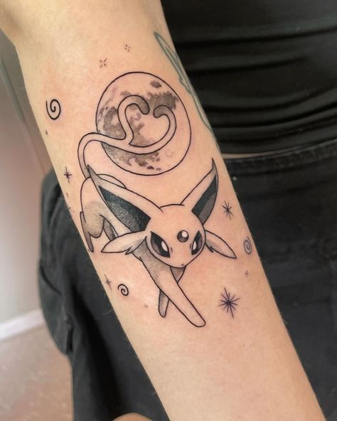 Umbreon X Espeon 🌑🌸✨ . . . . 💌 Info & Booking in DM . #tattoo #tattooideas #umbreon #espeon #empoli #art #danafirenze #inked #blkttt #pokemonart #pokemontattoo #pokémon #umbreonxespeon Pokemon Umbreon Tattoo, Umbreon X Espeon, Espeon Tattoo, Umbreon Tattoo, Cartoons Tattoo, Umbreon Espeon, Dm Tattoo, Pokemon Umbreon, Pokemon Tattoo