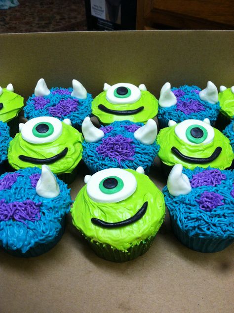 Monster Inc cupcakes Monster Inc Cake, Monsters Inc Birthday Cake, Monsters Inc Cupcakes Ideas, Monsters Inc Cake, Monster Inc Party Ideas, Mike Wazowski Cupcakes, Monster Inc Cupcakes Ideas, Monsters Inc Birthday Party Ideas, Monster Cupcake Ideas