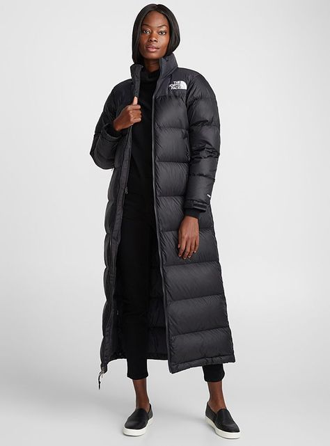 Long North Face Jacket Outfit, Maxi Puffer Coat Outfit, North Face Long Winter Coat, Long Black Puffer Coat Outfit, North Face Long Puffer Jacket, Long Puffer Jacket Outfit, Long Black Winter Coat, Long Black Puffer Coat, Puffer Jacket Outfits