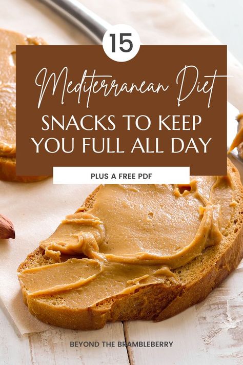 Mediterranean Diet Snacks, Mediterranean Snacks, Mediterranean Diet Food List, Easy Mediterranean Diet, Mediterranean Recipes Healthy, Mediterranean Diet Recipes Dinners, Med Diet, Mediterranean Diet Meal Plan, Easy Mediterranean Diet Recipes