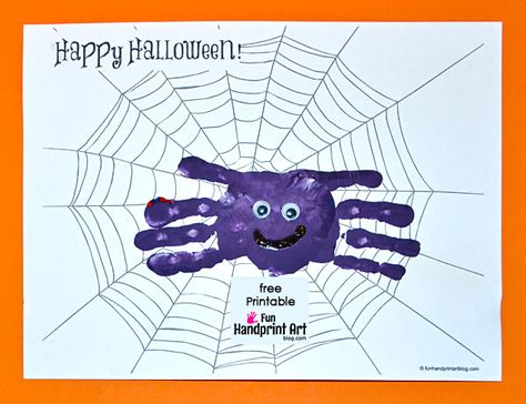 Use these free printable spider webs to create Halloween Cards. Kids will enjoy personalizing them with handprint spiders! Makes a great keepsake too. Halloween Activities Preschool, Fingerprint Crafts, Spider Crafts, Halloween Printables Free, Carte Halloween, Fun Halloween Crafts, Halloween Arts And Crafts, Halloween Preschool, Easy Halloween Crafts